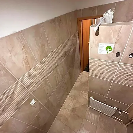 Michaela Penzión pre hostí