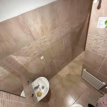 Michaela Penzión pre hostí